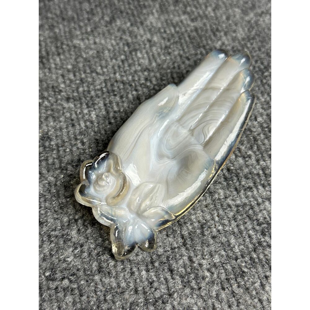 Vintage swirl glass open hand trinket dish Victorian vanity ring dish 5” Boyd